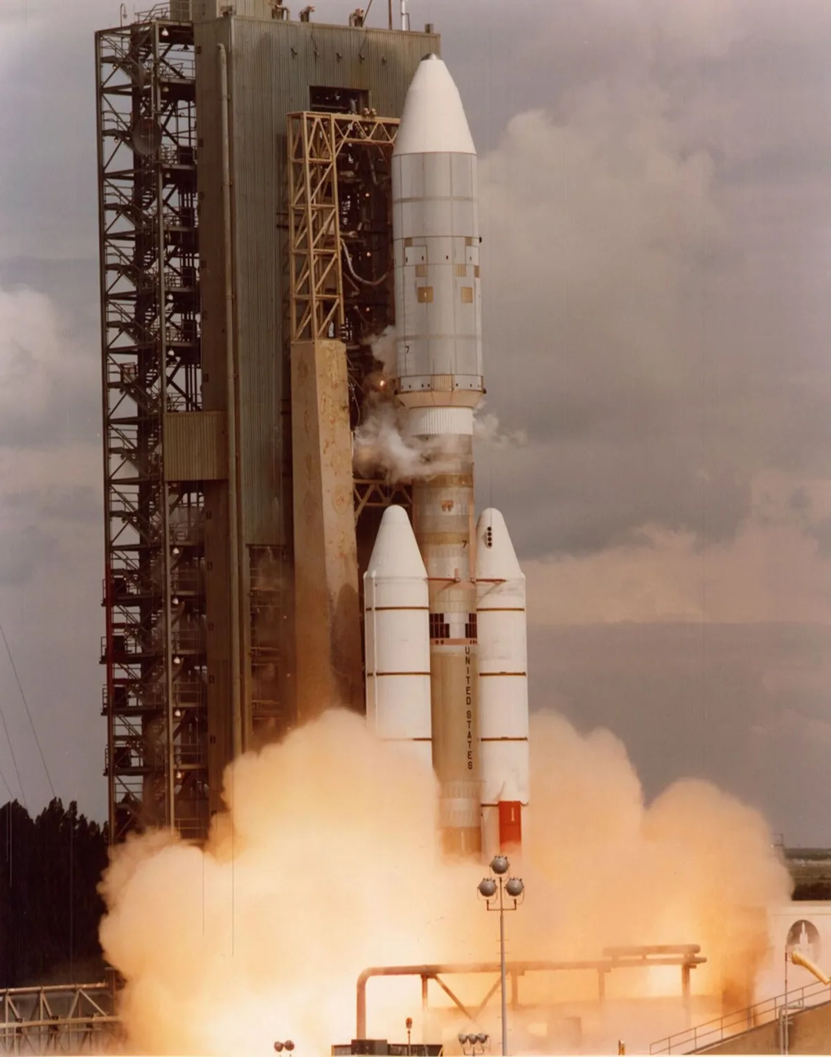 Remembering Voyager 2: Lessons From the 1977 Launch Baseline