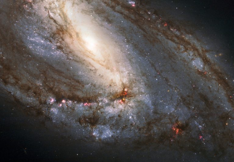 Messier 66 Close Up. Image Credit: NASA. ESA. Hubble Heritage (STScI/AURA)-ESA/Hubble Collaboration. Acknowledgment: Davide De Martin. Acknowledgment: Robert Gendler. space photo nasa